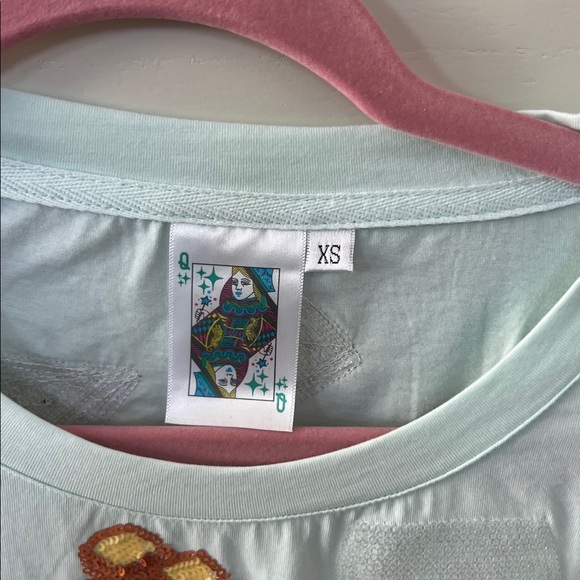 NWOT Queen of Sparkles wine and cheese t shirt XS - Picture 2 of 3